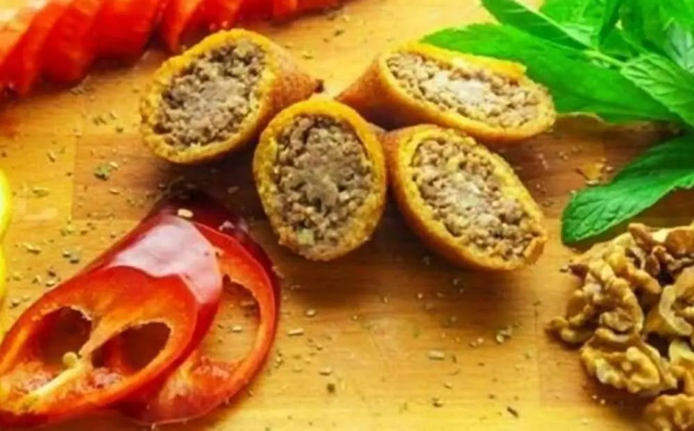 ŞEHRAZAT KONAĞI