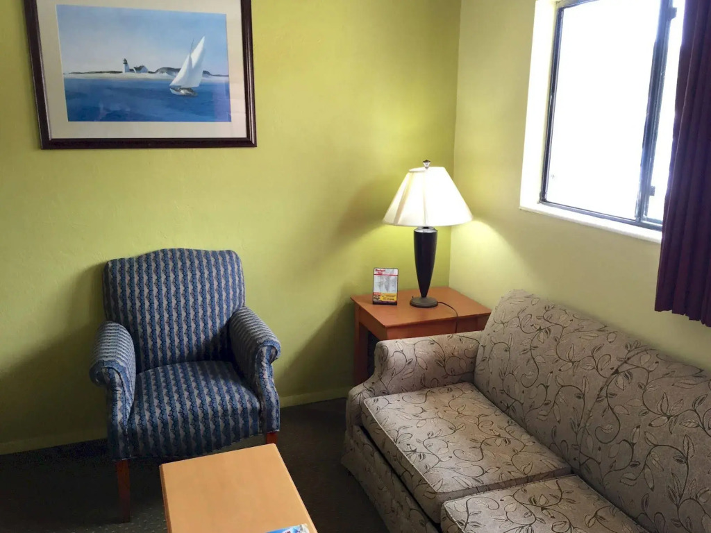 Budget Inn