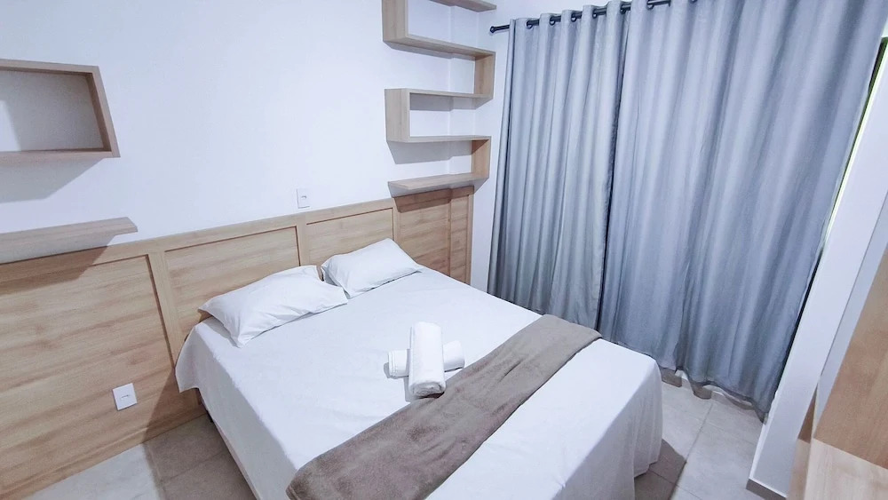 Max Carneiros Suites by CTA