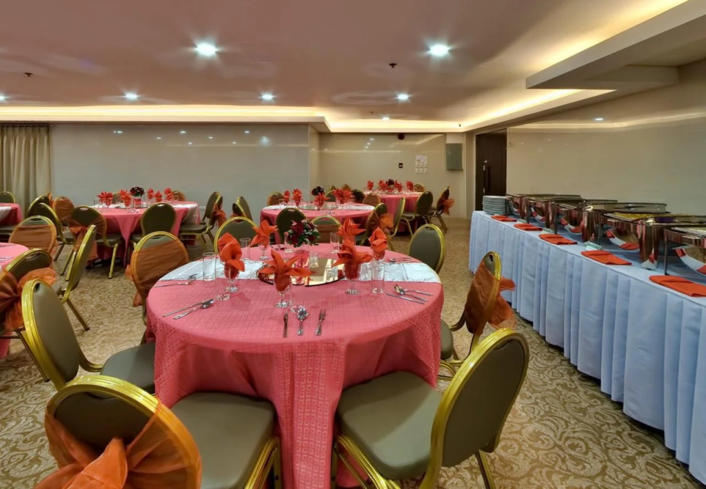 D Circle Hotel