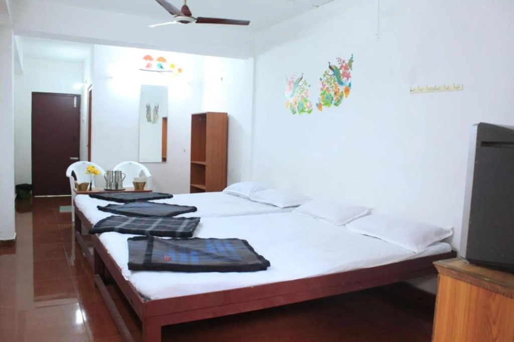 Breezy Land Residency