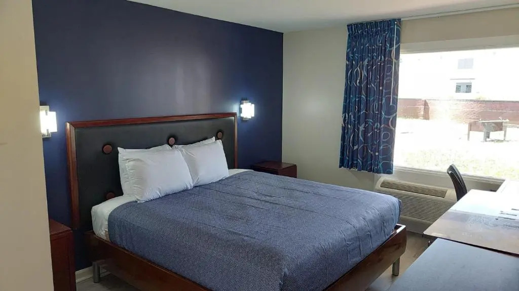 Economy 7 Inn Near Hampton University VA