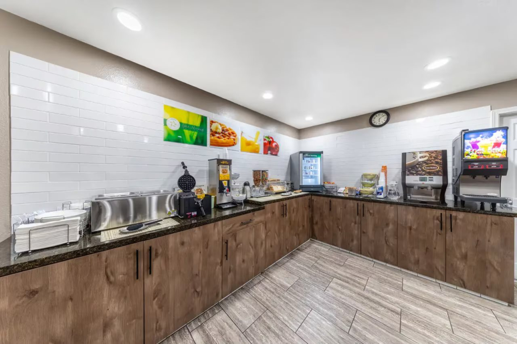 Quality Inn & Suites Hesperia-Victorville