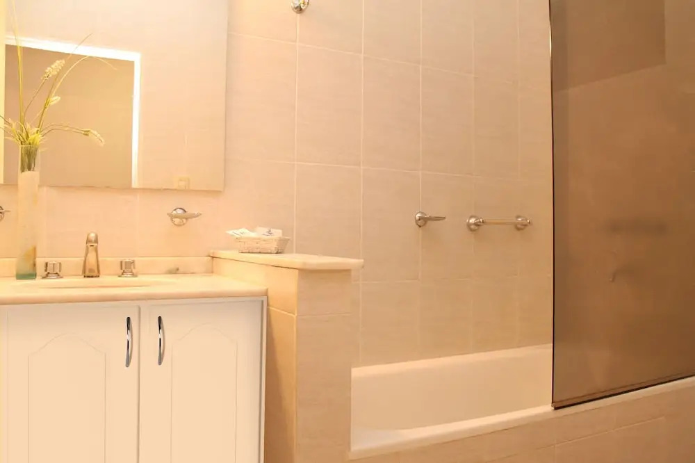 Brisas del Lago Apart y Hotel