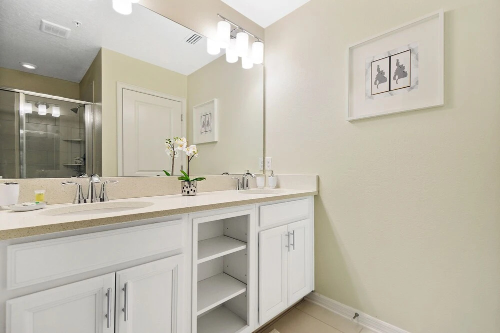 106 Apartment Storey Lake  44309 / 46929