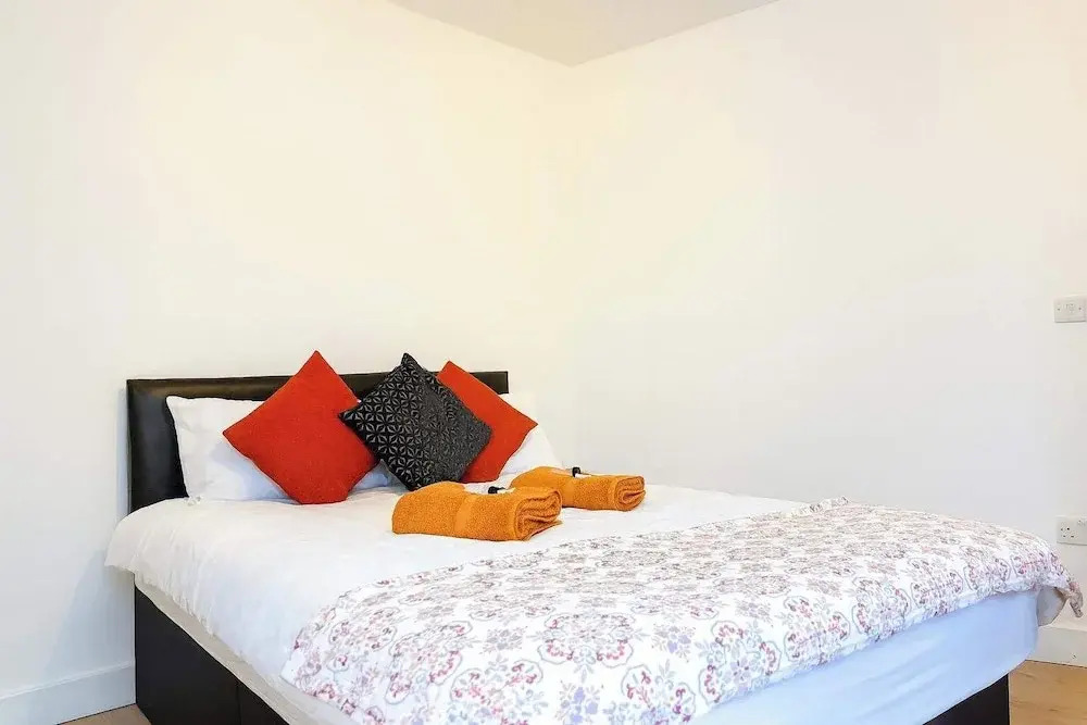 Charming High Wycombe Apartment