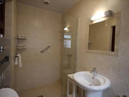 Bedford Hotel