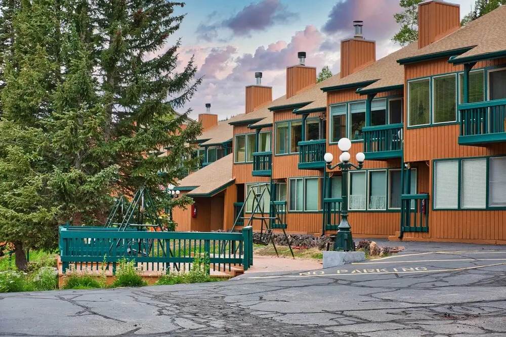Ski Condo in Chalet Village at Brian Head