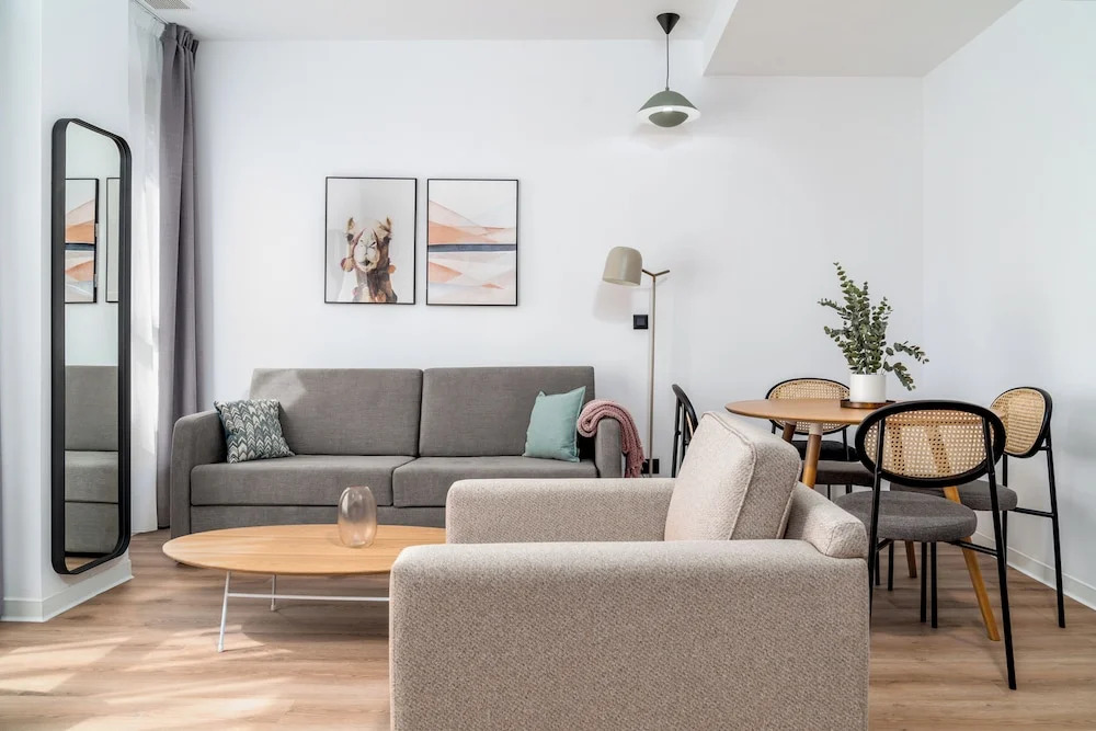 Limehome Valencia Carrer dAntonio Ferrandis