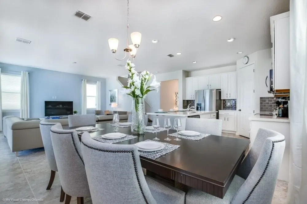 1791spp 5 Bedroom Townhouse by RedAwning