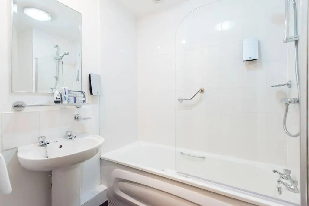 PREMIER SUITES Birmingham
