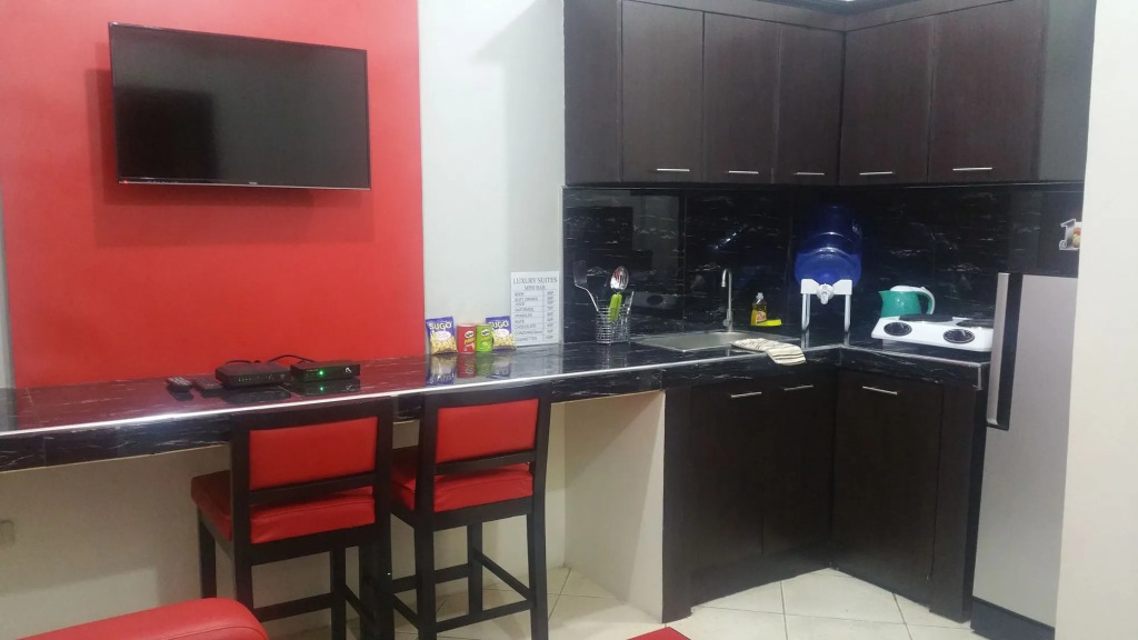 Luxury Suites 5