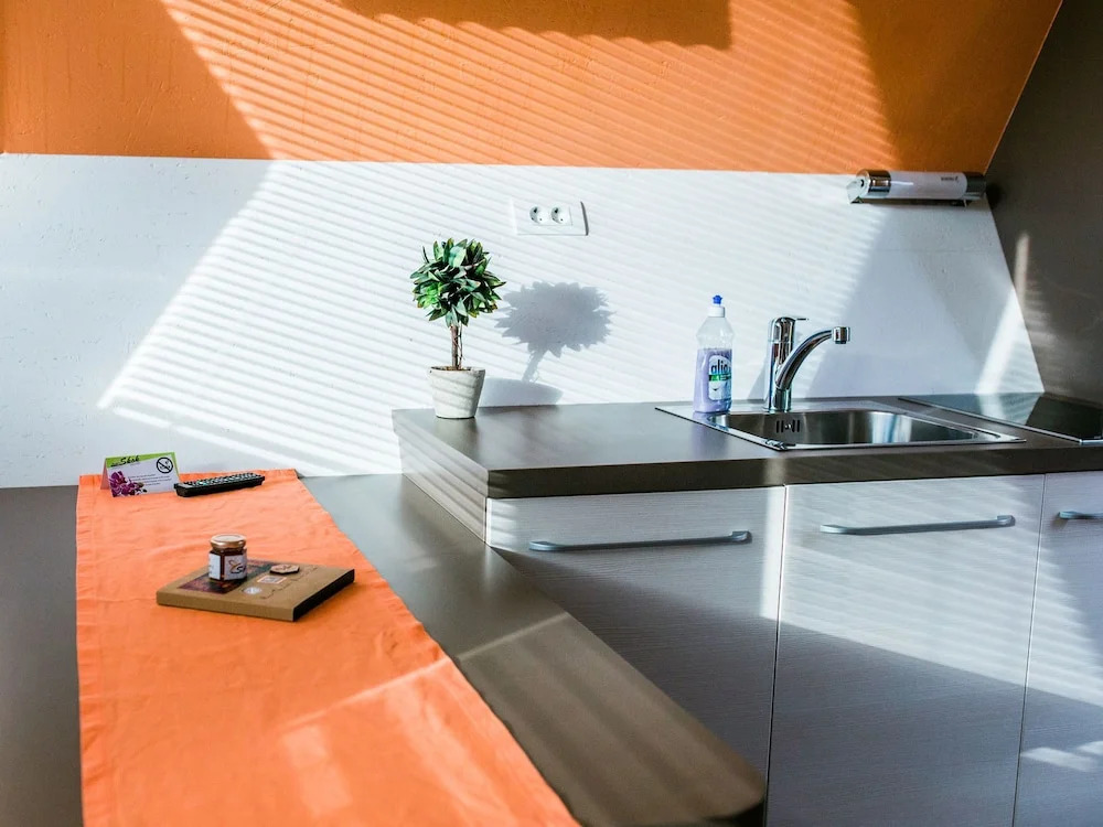 Apartments Beeland Skok