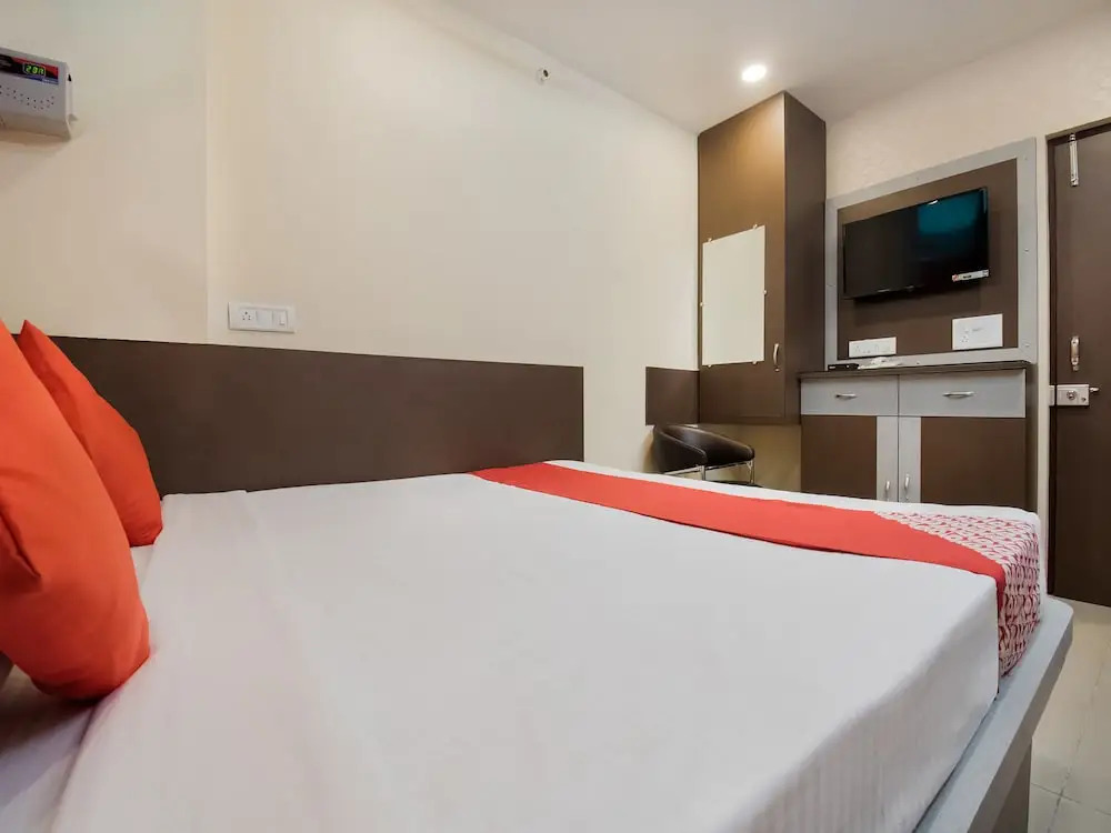 The Legend Inn by OYO Rooms