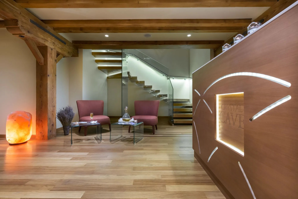 Hydrama Grand Hotel