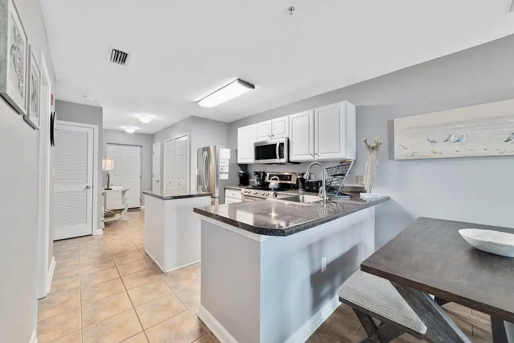 Cozy 2bd/2ba w/ View, Sleeps 6