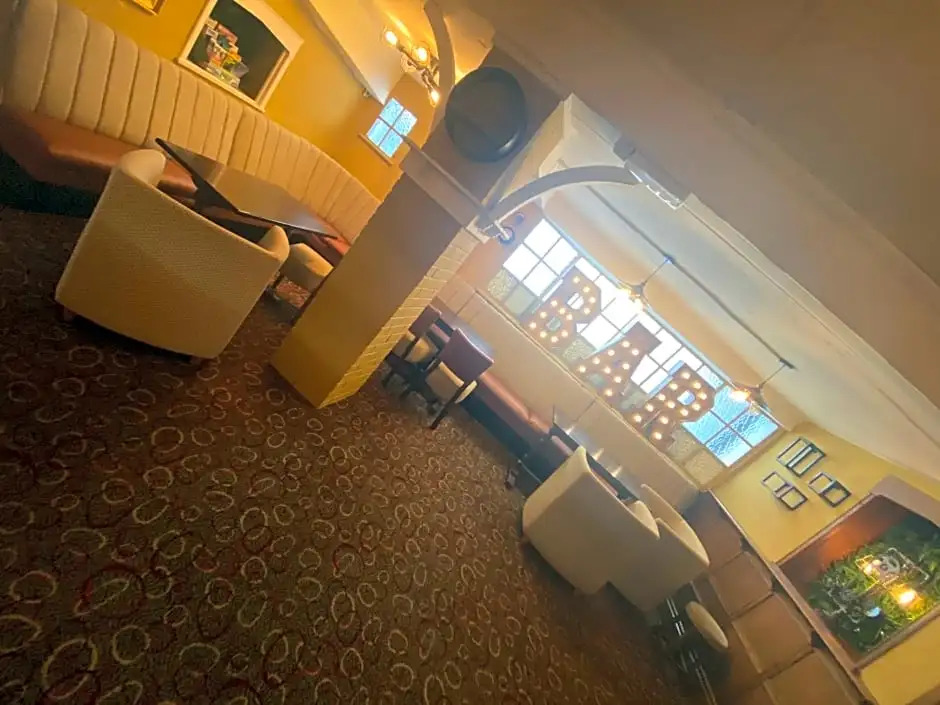 Boars Head Hotel