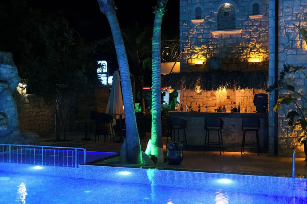 Five Diamonds Hotel