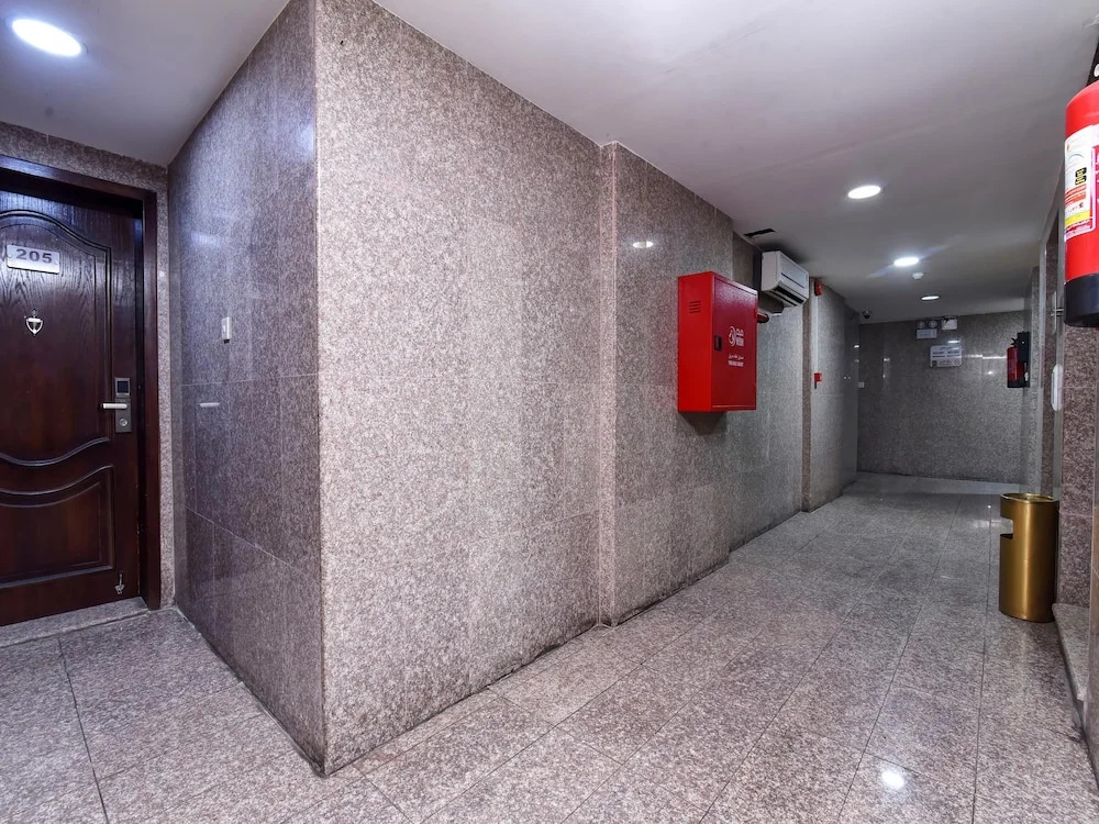OYO 426 Royal Al Khaleej Furnished Apt