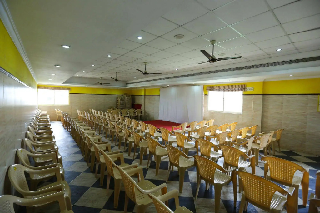 Season 4 Residences - Teynampet Near Apollo Hospital ,Balaji Dental, US Consulate