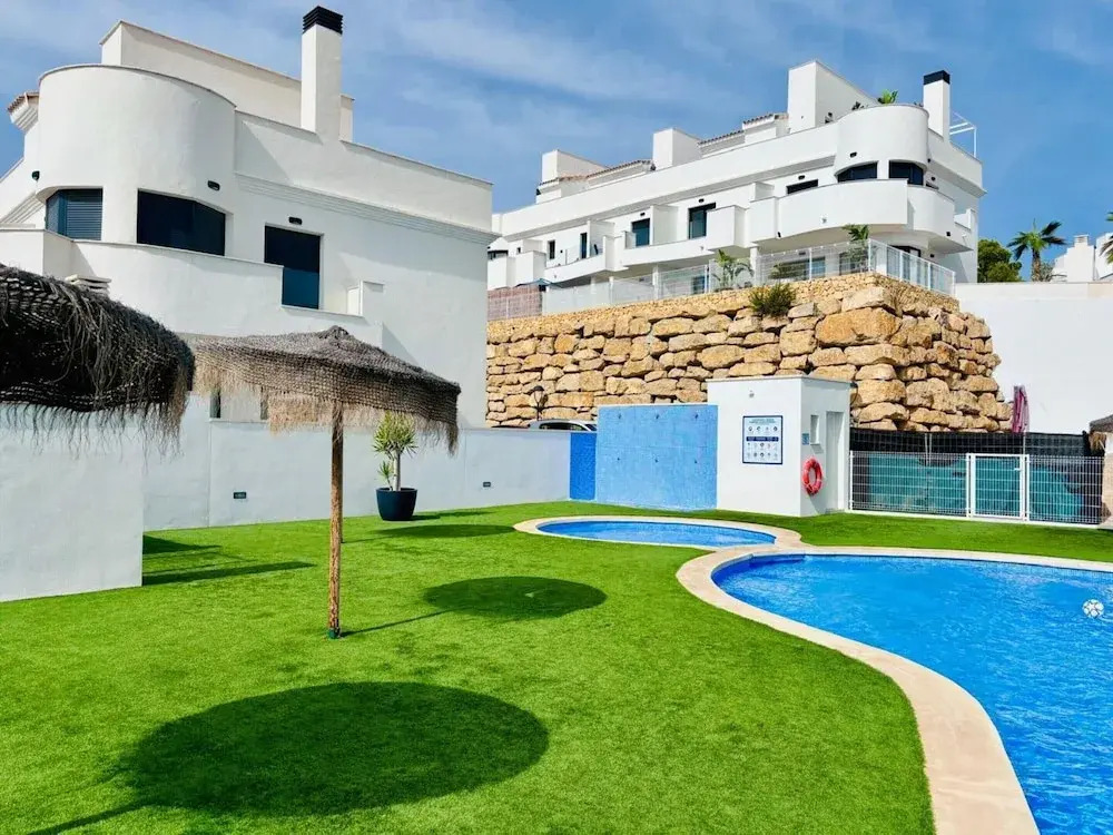Villa in Finestrat privézwembad, zee- en bergzicht