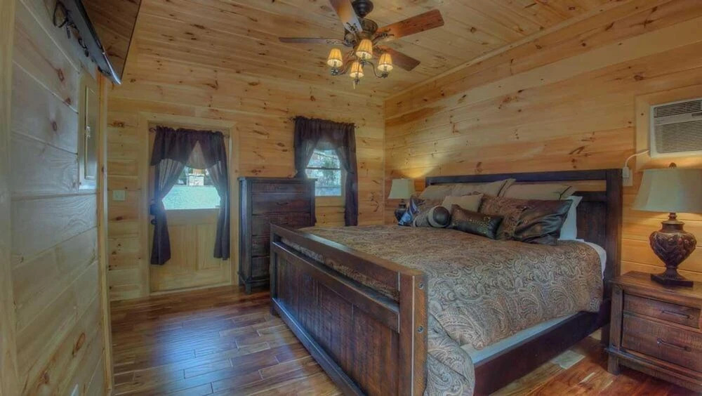 Spyglass by Escape to Blue Ridge