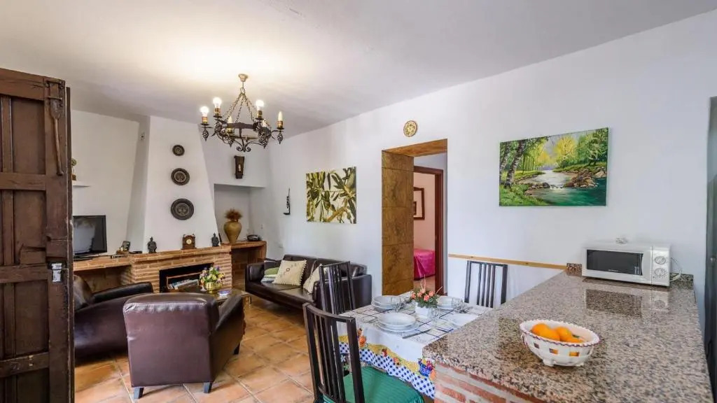 Cortijo los Valles Alozaina by Ruralidays