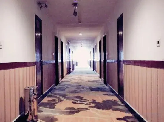 Wei Long Hotel