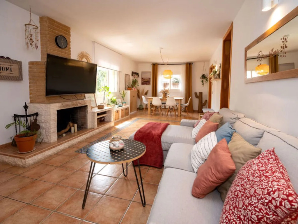 House Can Alma Castellet i Gornal