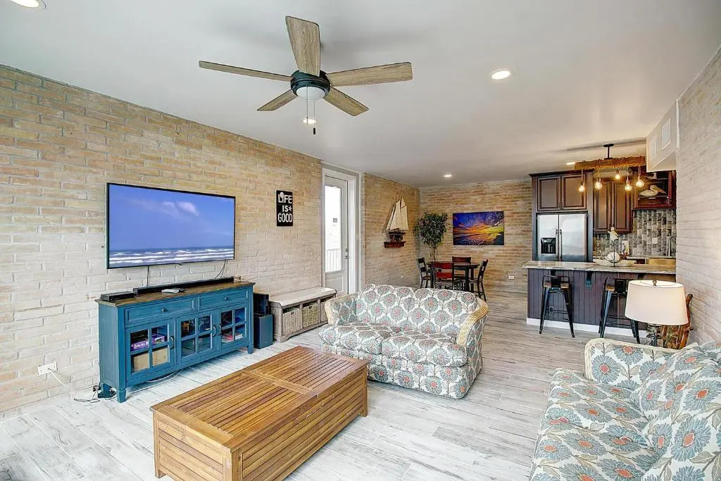 Channel view 217