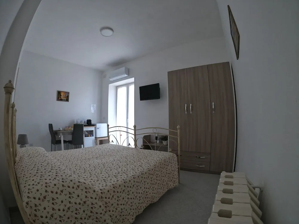 B&B Ostello Villafranca