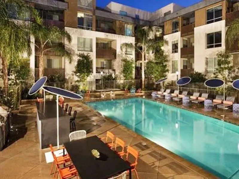 Elizabeth Taylor Apartment