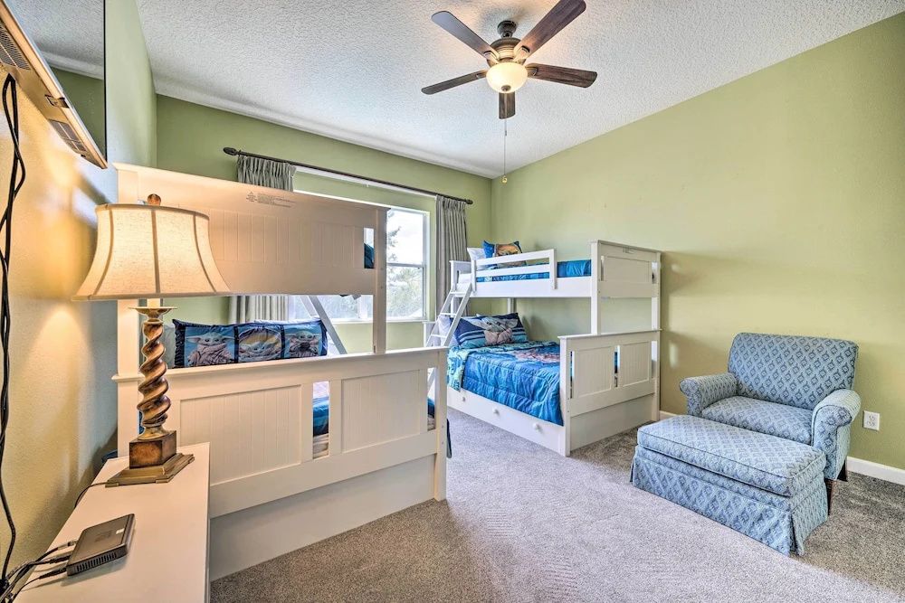 7 Mi to Disney: Reunion Resort Oasis w/ Pool
