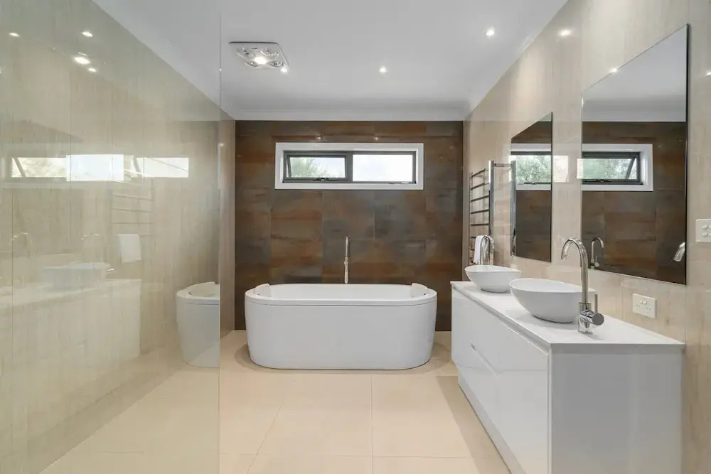 Luxurious 3-bed Home With Outdoor Spa