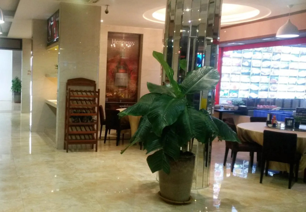 Platinum Bay Hotel
