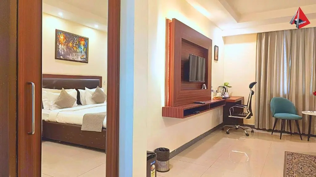 Ayansh Klyde Inn, Lucknow