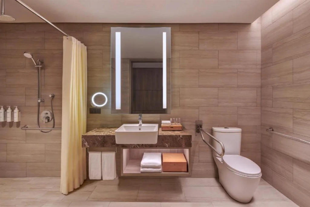 Courtyard by Marriott Setia Alam