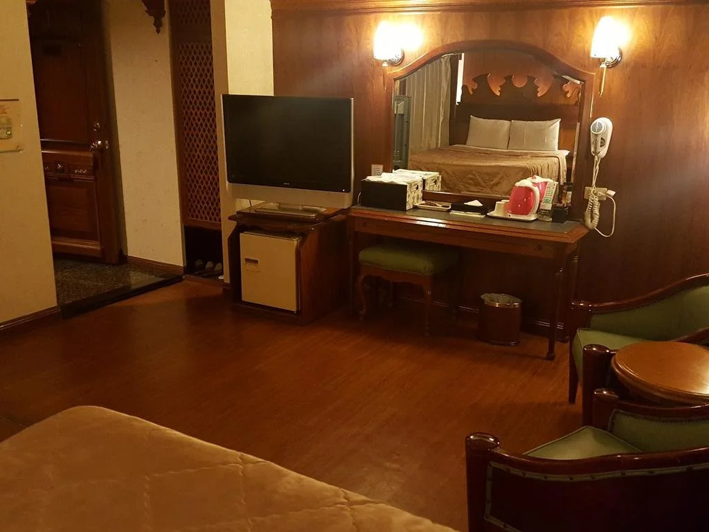 Jiaqing Hotel