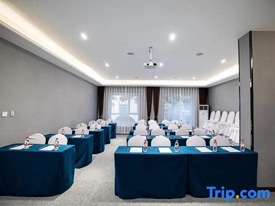 Hehe Wanxiang Hotel (Henan University of Engineering Longhu Campus Branch)