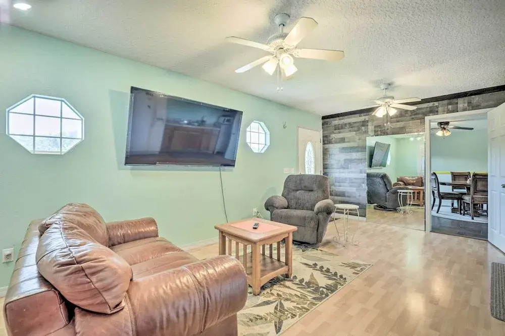 St Augustine Duplex w/ Yard ~ 5 Mi to Downtown!