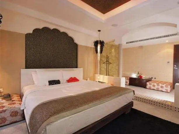 Isis Taipei Motel