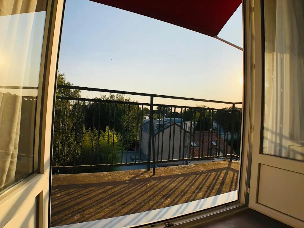 Charmant appartement 1-4 personnes, proche centre avec parking
