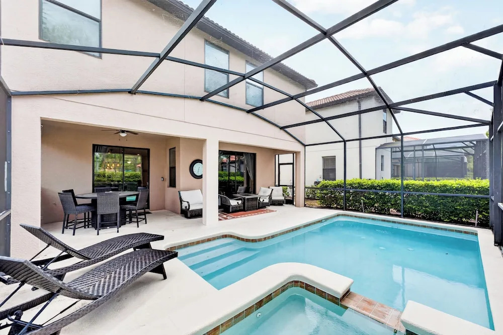 Sol117-5484-6-pg - Solterras Dream Home