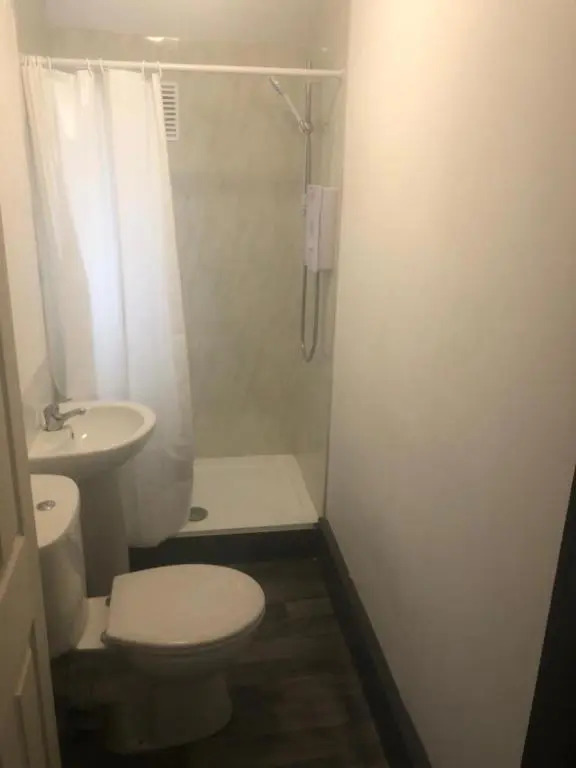 Kirubash Central Pier Hotel