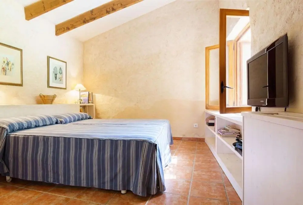 Villa - 3 Bedrooms with Pool and WiFi - 103128