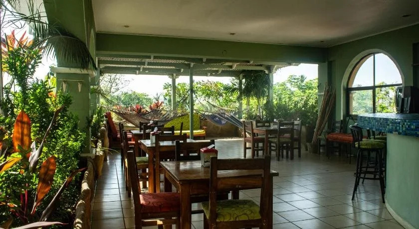 Tamarindo Hostel Resort