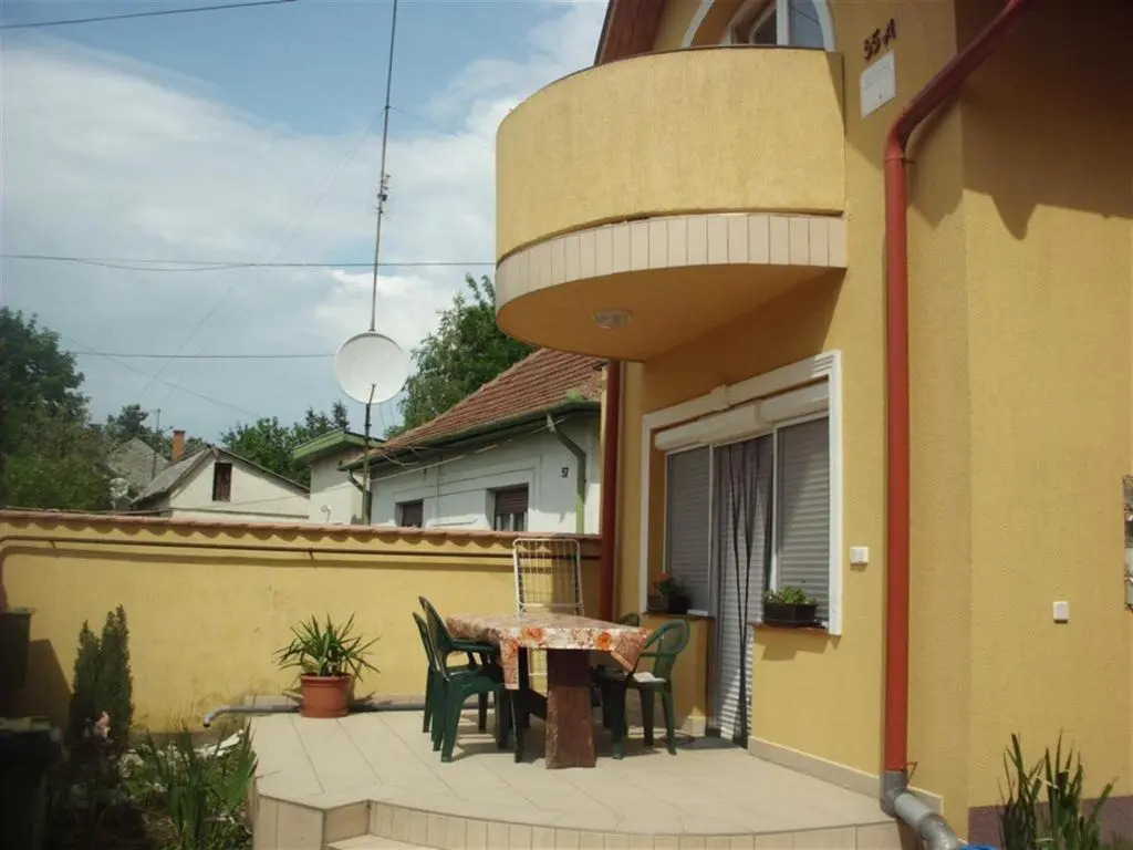 Andrea Apartman