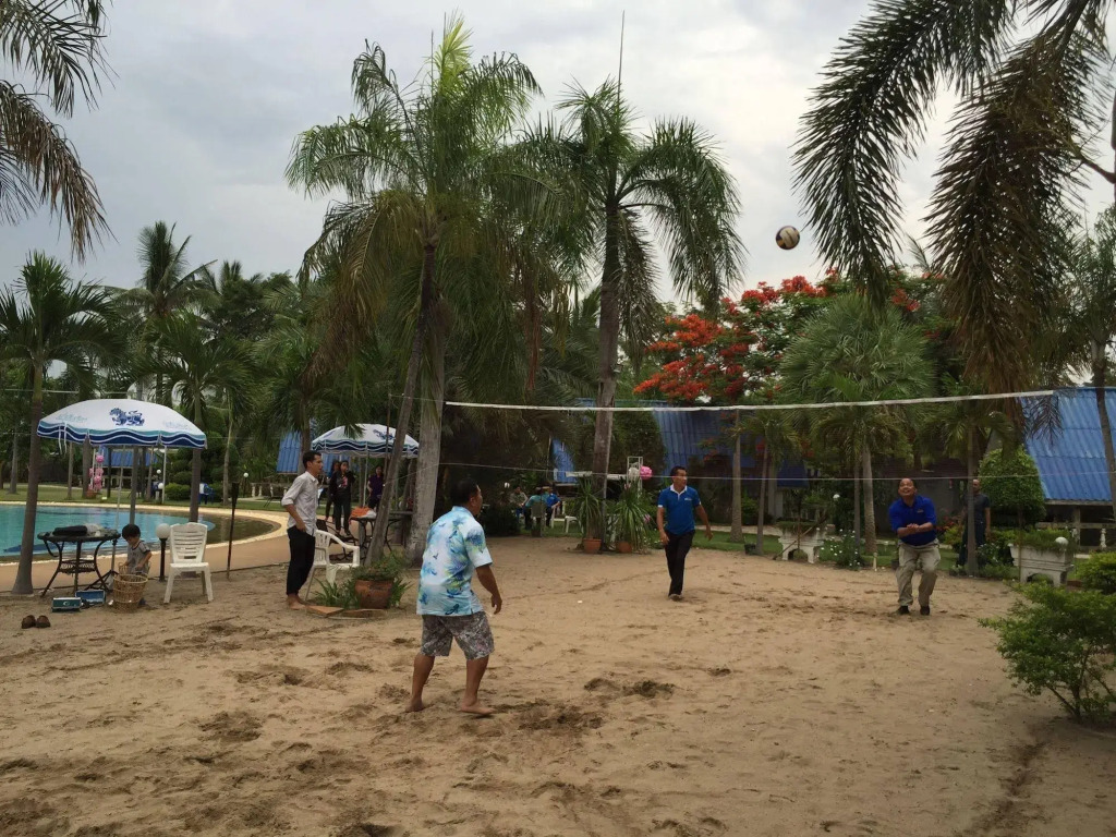 Castle Howchow Beach Resort Hotel