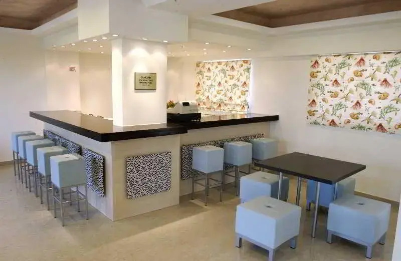 Sunland Hotel