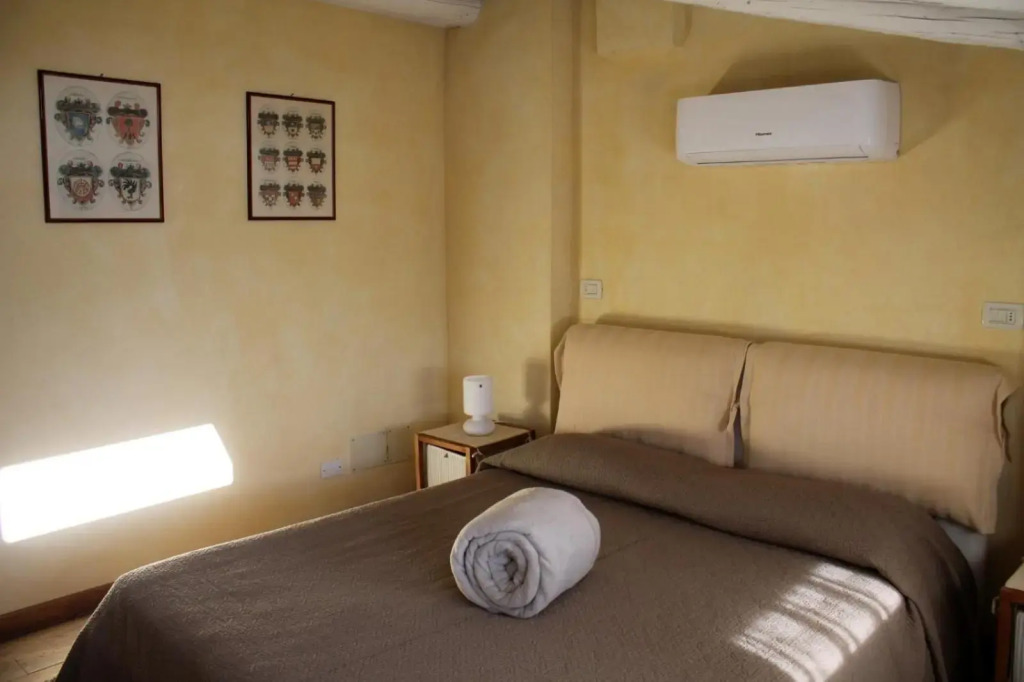 LOleandro sul Lago dIseo B&B